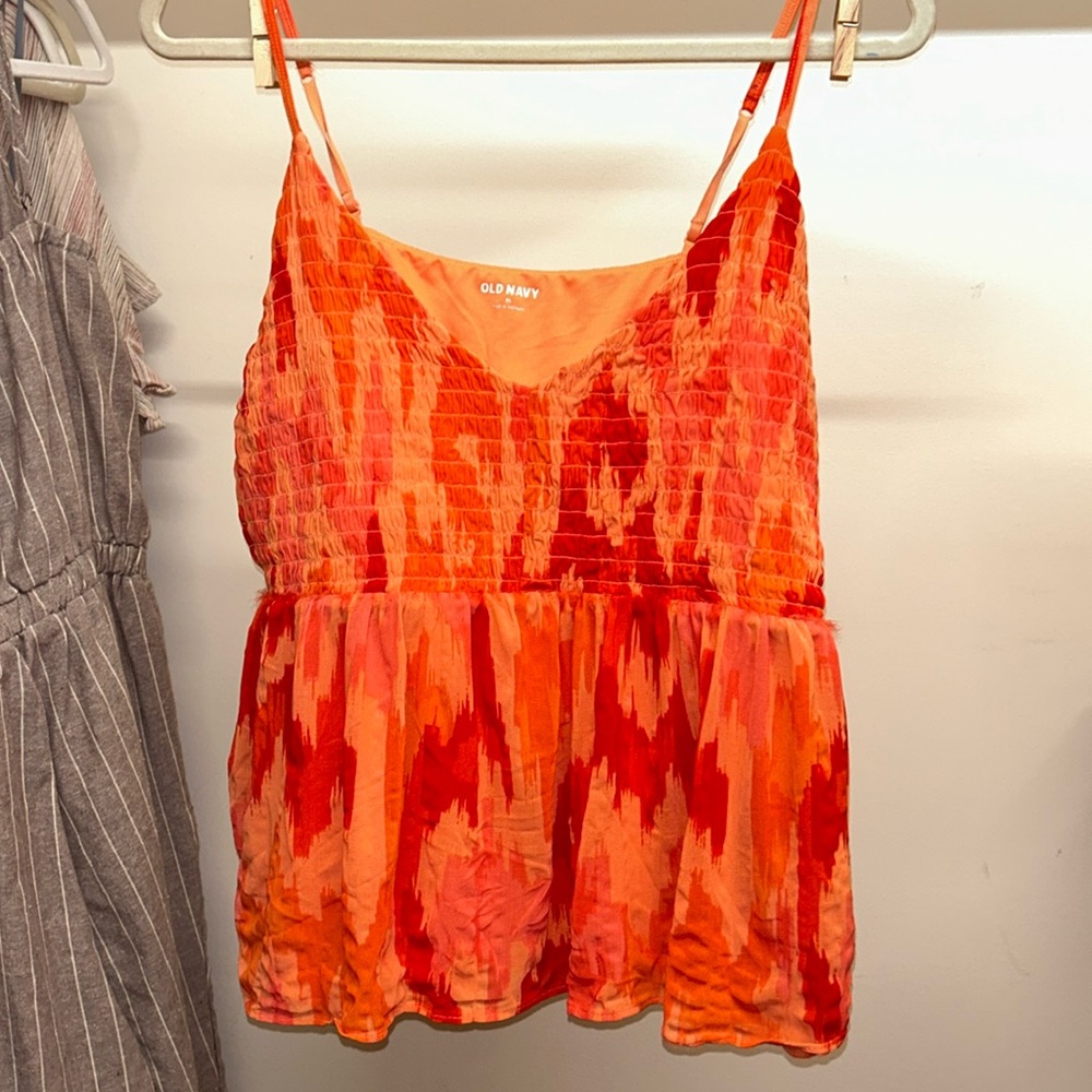 Old navy flowy tank